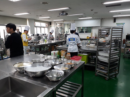 우리학과 교수님의 대외 활동입니다.