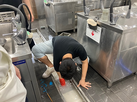 종강 맞이 실습실 대청소