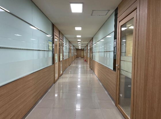 공연음악과 복도