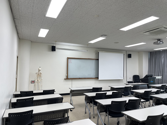 이론수업이 진행되는 강의실