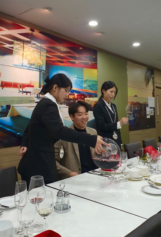 와인&소믈리에 실습실(Sommelier Practice)