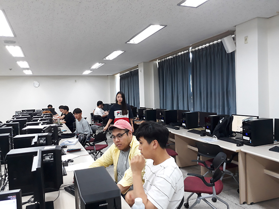 3학년 졸업설계 작업 모습