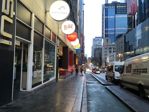 신안산대 15학번 졸업생이 운영하는 호주 멜버른 헤어샾 디자이너 구인 .