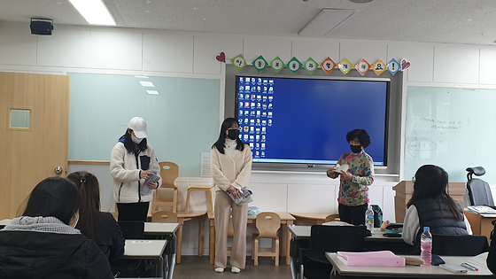 신문지를 활용한 놀이활동