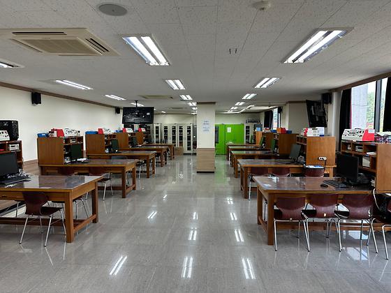 전기회로실험실 (EN302)